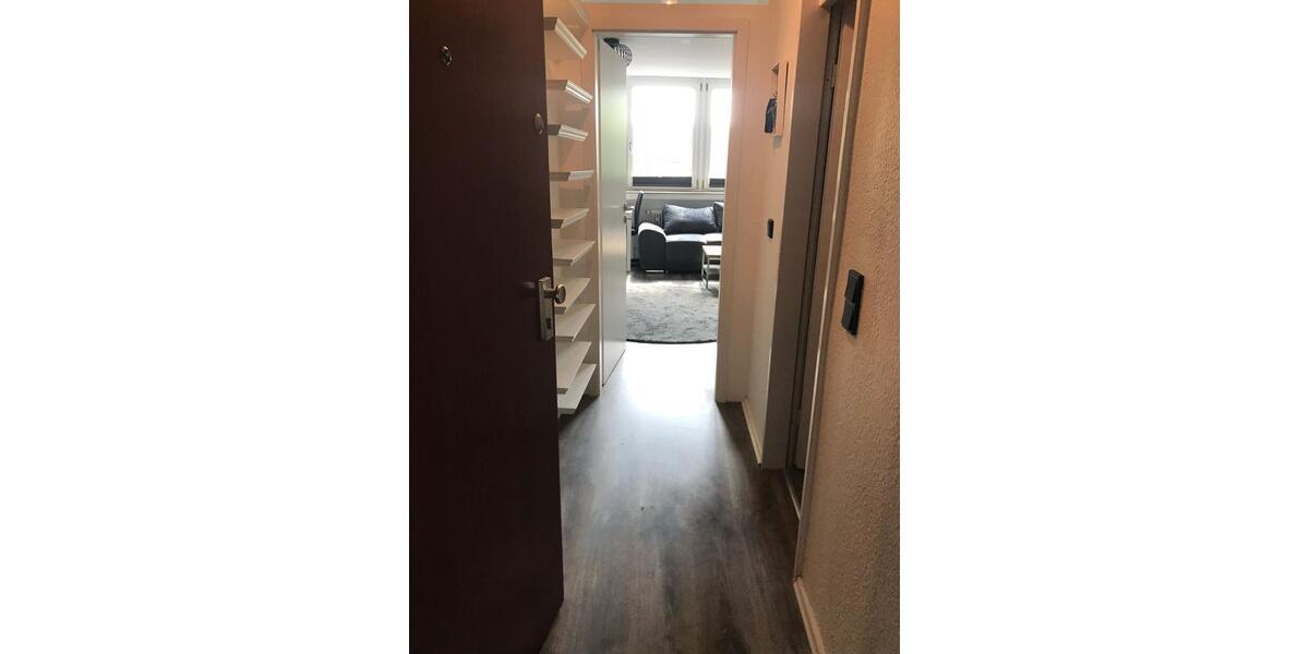 Etagenwohnung Köln Lindenthal - 1 Zimmer, 38 m&sup2;, 1.050&euro; | Angebot:26409255