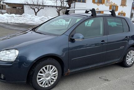 VW Golf 211.319 km 699 &euro; Krün 82494