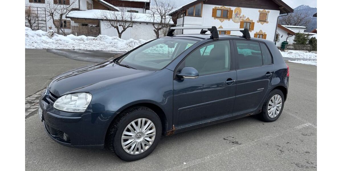 VW Golf 211.319 km 699 &euro; Krün 82494