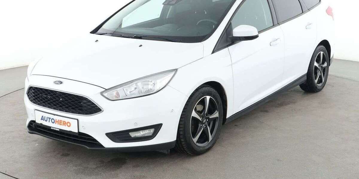 Ford Focus 92.928 km 13.840 &euro; Berlin 14059