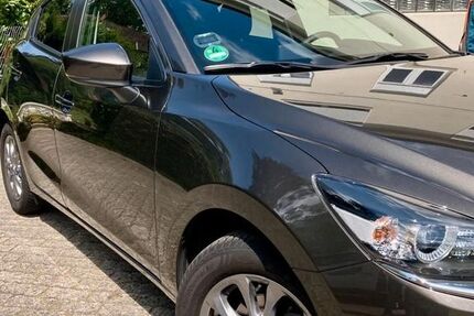 Mazda 2 55.000 km 14.199 &euro; Hamburg 22081