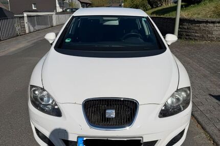 Seat Leon 140.000 km 3.900 &euro; Siegen 57072