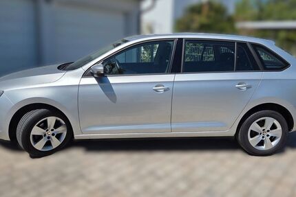 Skoda Rapid 53.800 km 9.499 &euro; Regenstauf 93128