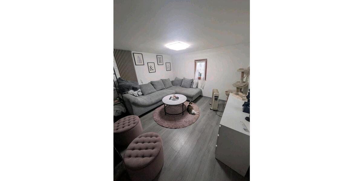 Einfamilienhaus Nentershausen - 3 Zimmer, 110 m&sup2;, 750&euro; | Angebot:26038648