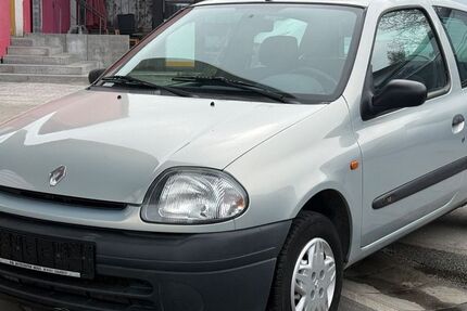 Renault Clio 117.440 km 1.500 &euro; Langenisarhofen 94554