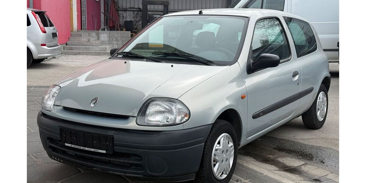 Renault Clio 117.440 km 1.500 &euro; Langenisarhofen 94554