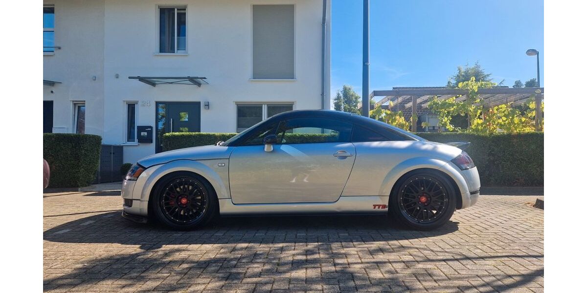 Audi TT 226.000 km 18.000 &euro; Köln 50859