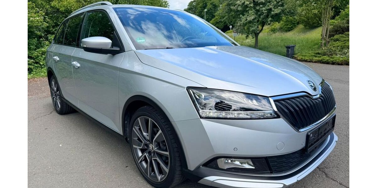 Skoda Fabia 50.000 km 9.888 &euro; Weimar 35096