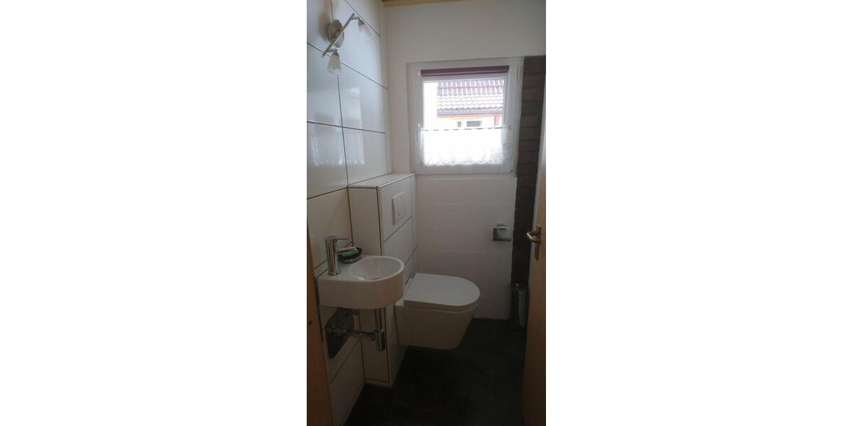 Einfamilienhaus Gemünden am Main - 4.5 Zimmer, 93 m&sup2;, 220.000&euro; | Angebot:26846673