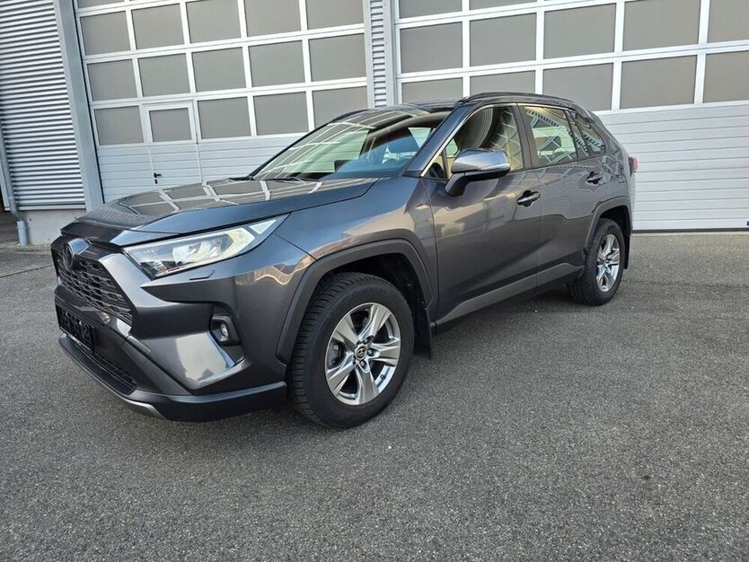 RAV 4