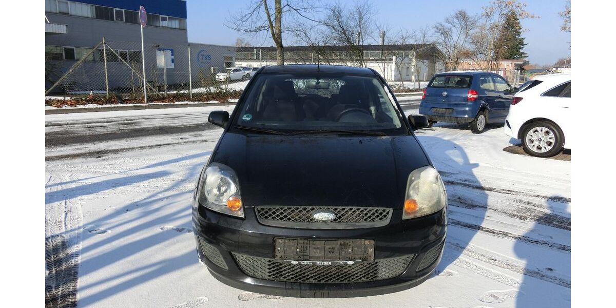 Ford Fiesta 203.016 km 899 &euro; Bühl 77815
