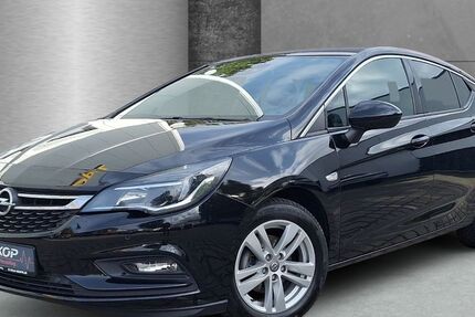 Opel Astra 77.673 km 13.390 € Berlin 10409