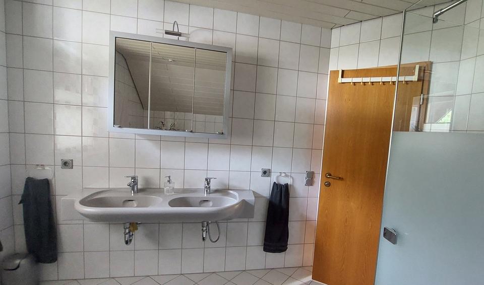 Einfamilienhaus Lennestadt - 6 Zimmer, 135 m&sup2;, 405.000&euro; | Angebot:26124504