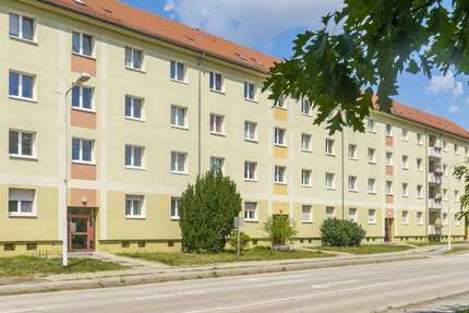 Wohnung zum Mieten in Hoyerswerda 215 € 35.85 m²