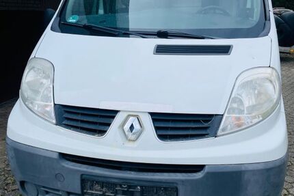 Renault Trafic 224.872 km 3.980 &euro; Euskirchen 53879