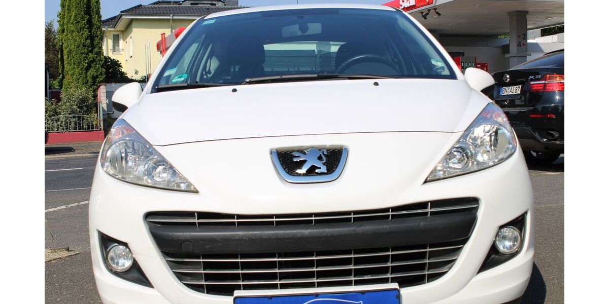 Peugeot 207 92.000 km 3.850 &euro; Bonn 53179