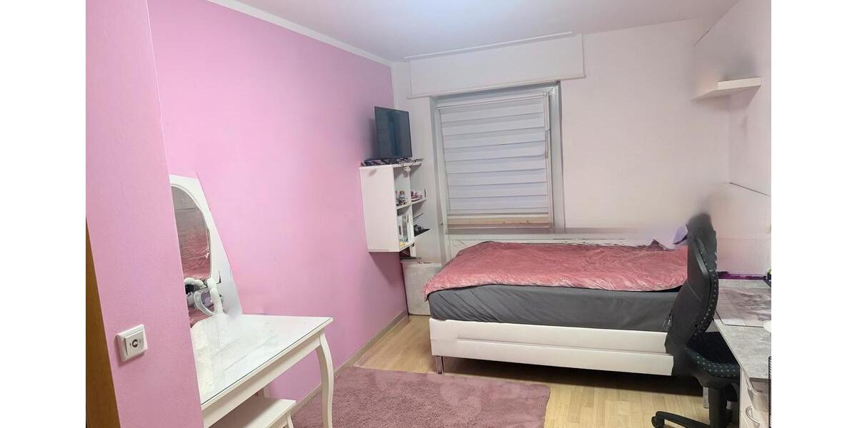 Etagenwohnung Ingolstadt Nordost - 4 Zimmer, 90 m&sup2;, 375.000&euro; | Angebot:26818595