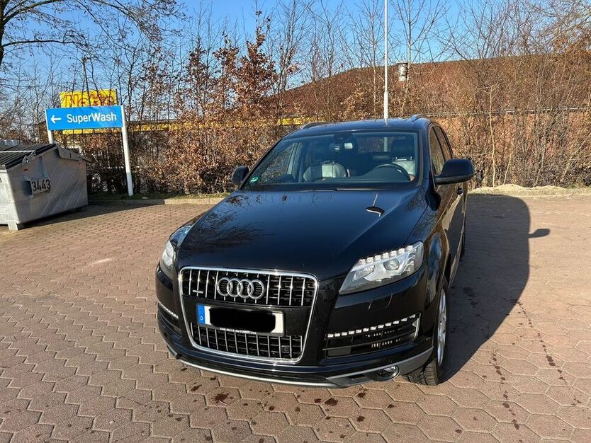 Q7