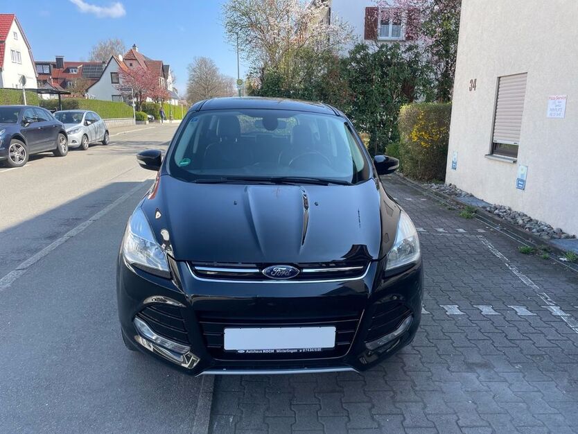 Ford Kuga 128.300 km 9.500 € Reutlingen 72760