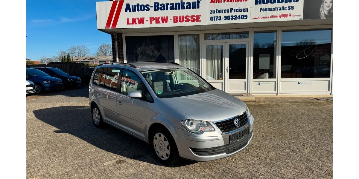 VW Touran 157.000 km 5.399 &euro; Nordhorn 48529
