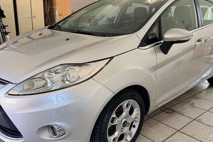 Ford Fiesta 112.500 km 4.999 &euro; Geesthacht (bei Hamburg) 21502