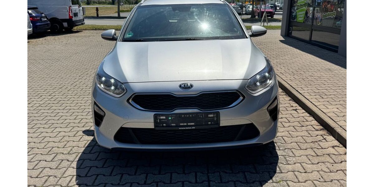 Kia ceed Sportswagon 194.000 km 6.900 &euro; Burgkunstadt 96224