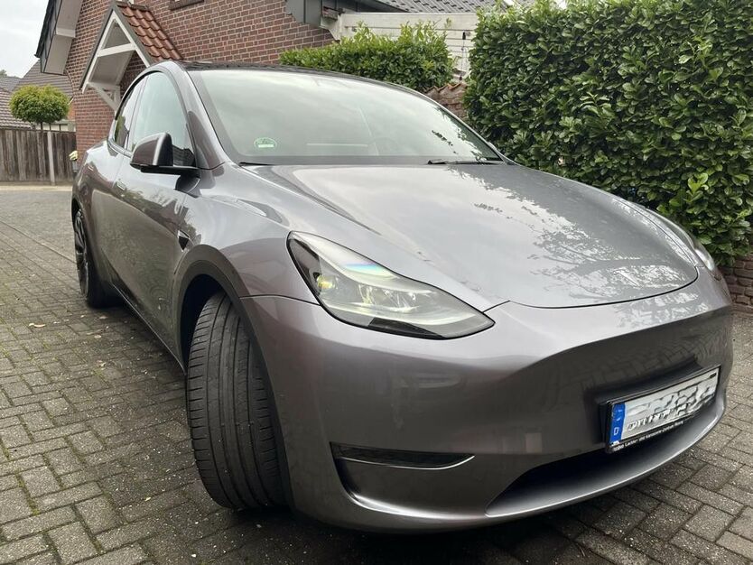 Tesla Model Y 50.714 km 39.865 € Ahaus 48683