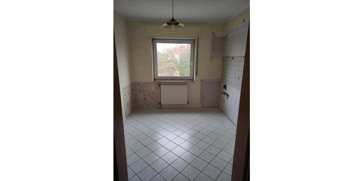 Etagenwohnung Zwickau Auerbach - 4 Zimmer, 98 m&sup2;, 110.000&euro; | Angebot:24486561