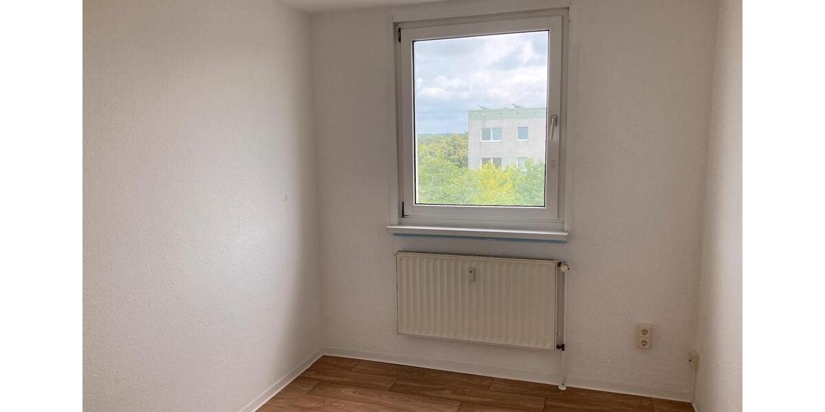 Etagenwohnung Bitterfeld-Wolfen Wolfen - 3 Zimmer, 57 m&sup2;, 342&euro; | Angebot:26645802