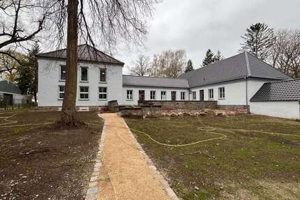 Wohnung zum Mieten in Gransee OT Wentow 300,19 € 27.29 m² 1 zimmer