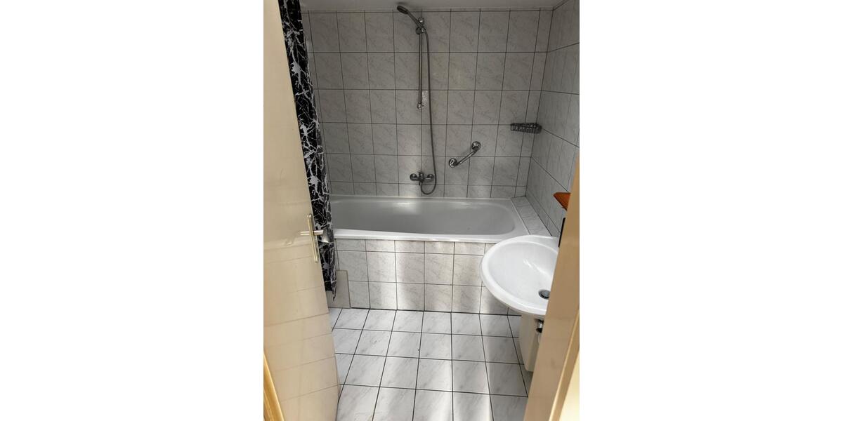 Etagenwohnung Rosengarten - 3 Zimmer, 72 m&sup2;, 700&euro; | Angebot:25719874