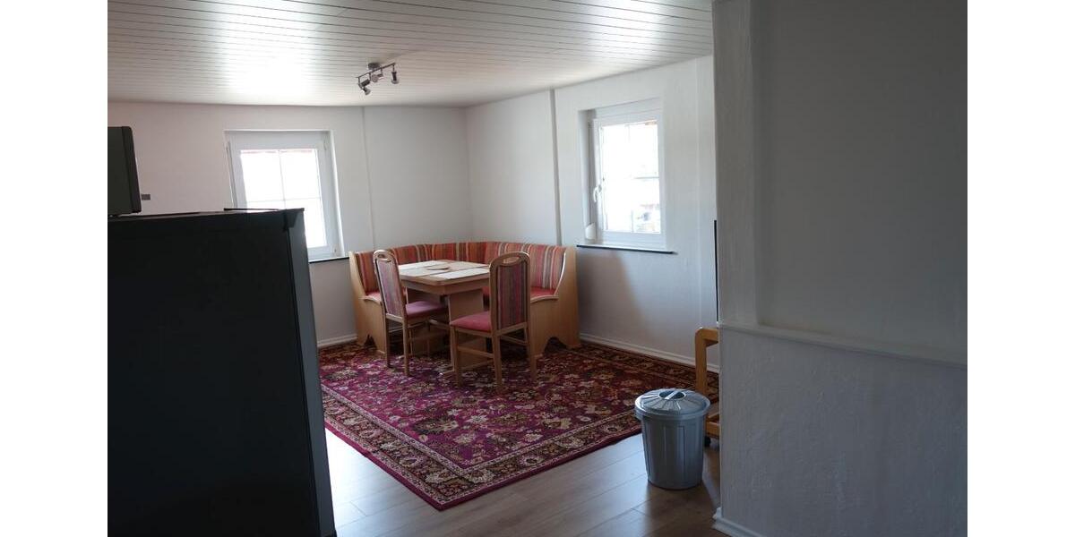 Etagenwohnung Isny im Allgäu - 3 Zimmer, 100 m&sup2;, 400&euro; | Angebot:26415190