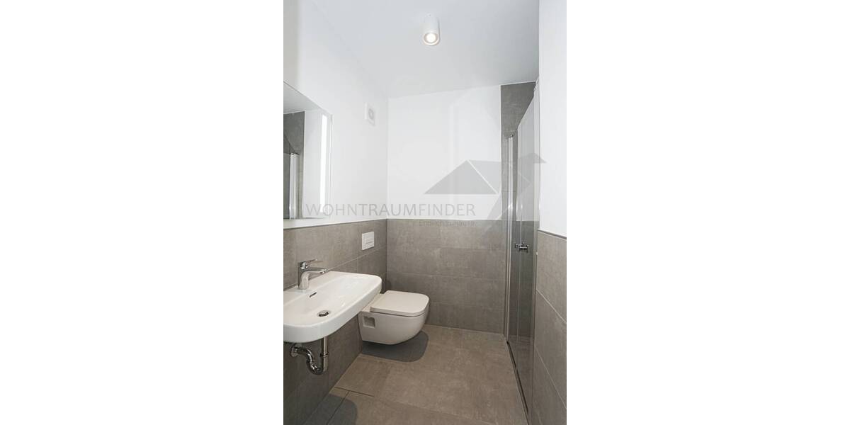 Doppelhaushälfte Chemnitz Rabenstein - 4 Zimmer, 134 m&sup2;, 1.950&euro; | Angebot:26141127