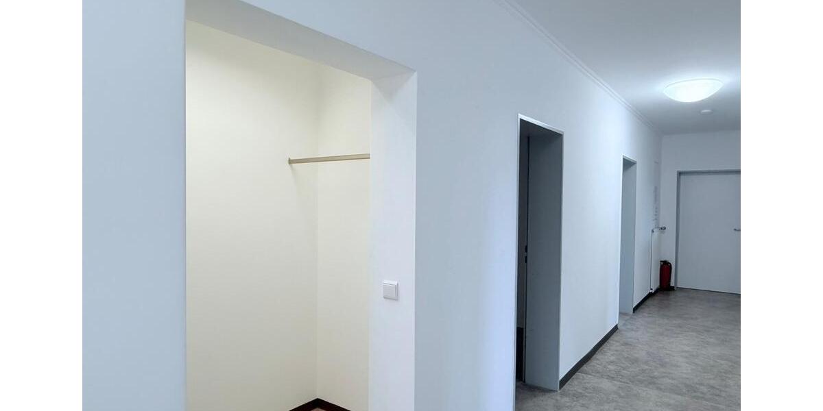 ⭐ Hochwertige Gewerbefläche in zentraler Lage von Papenburg ⭐ zimmer