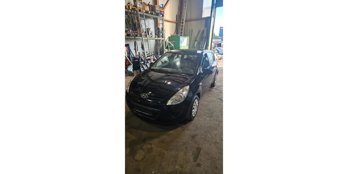 Hyundai i20 162.000 km 2.990 &euro; Mannheim 68309