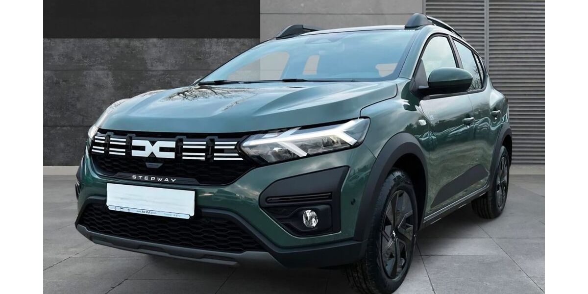 Dacia Sandero 19.000 km 15.900 &euro; Velden 84149