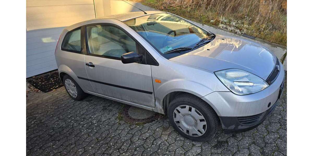 Ford Fiesta 184.380 km 450 &euro; Königsfeld 53426