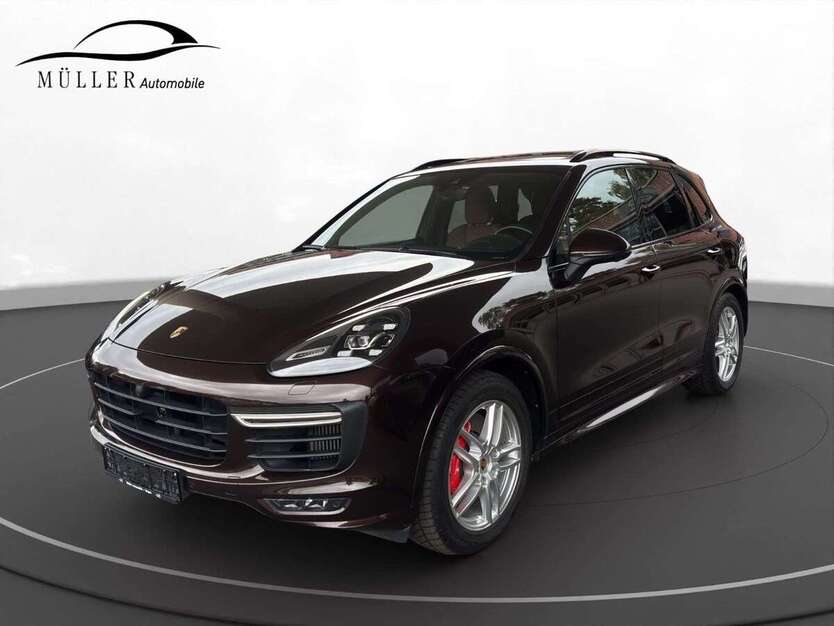 Porsche Cayenne 56.660 km 51.990 € Siegen 57074