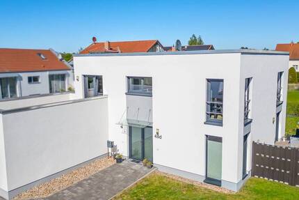 Haus Magdeburg Berliner Chaussee - 5 Zimmer, 168 m&sup2;, 2.000&euro; | Angebot:26454373