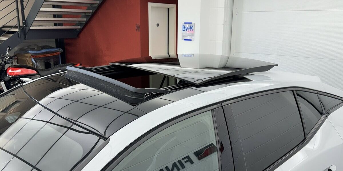 Peugeot 408 GT 130 PureTech EAT8 Focal Panodach 32.000 km 24.670 &euro; Lich 35423
