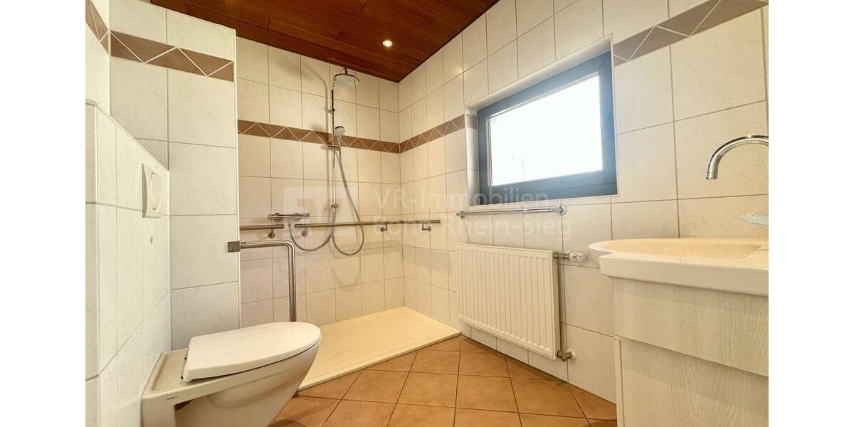 Einziehen und Wohlfühlen – Modernisiertes Haus zur Miete! 5 zimmer