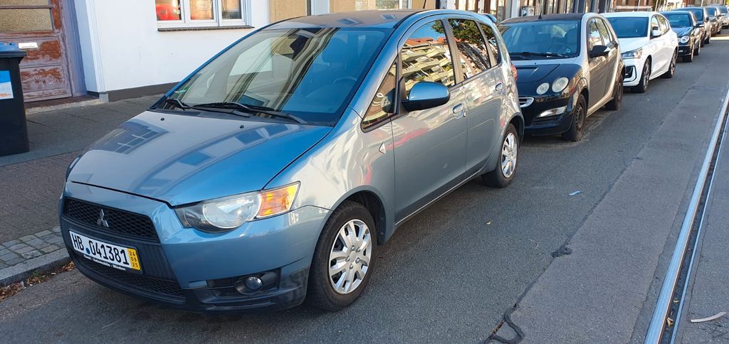 Mitsubishi Colt 120.000 km 2.850 &euro; Bremen 28205