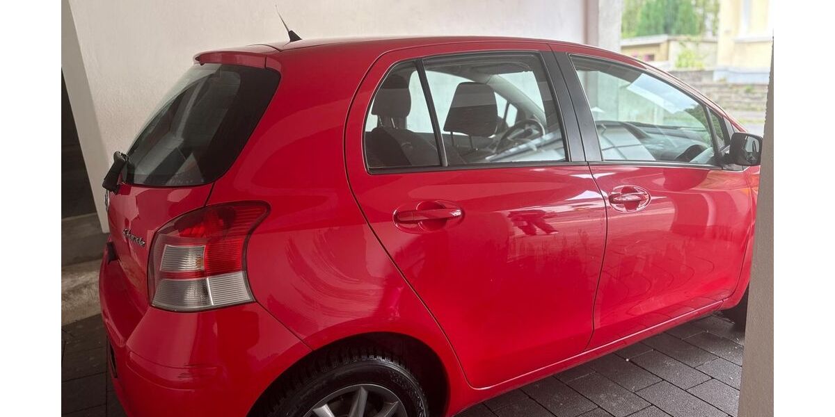 Daihatsu Charade 210.000 km 3.950 &euro; Siegen 57074