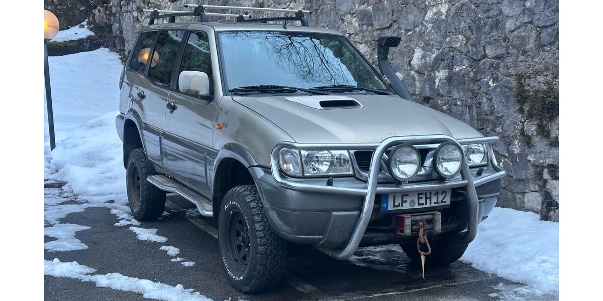 Nissan Terrano 212.850 km 6.450 &euro; Bayerisch Gmain 83457