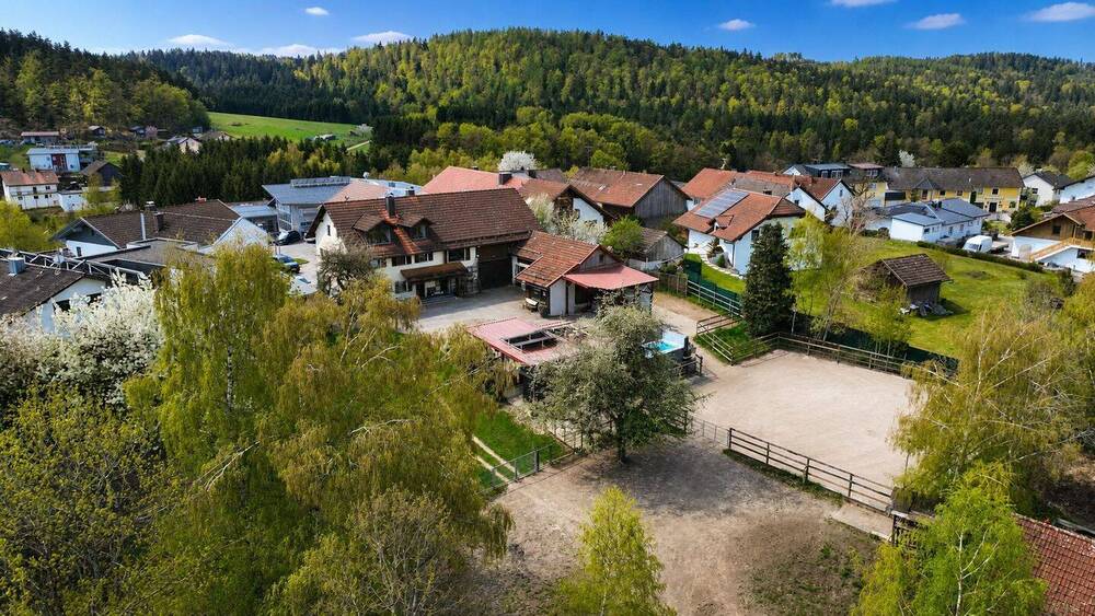 Bauernhaus, Landhaus Saldenburg Hundsruck - 8 Zimmer, 187 m&sup2;, 890.000&euro; | Angebot:26401164