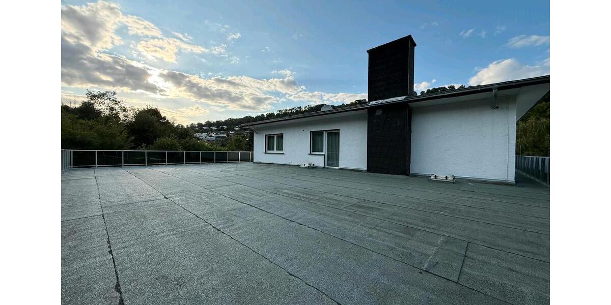 Einfamilienhaus Beverungen - 15 Zimmer, 403 m&sup2;, 379.000&euro; | Angebot:27019255