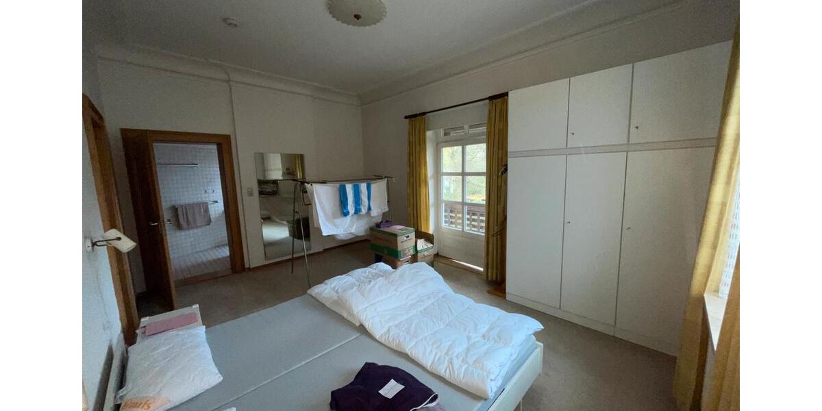 Etagenwohnung Gräfelfing - 5 Zimmer, 157 m&sup2;, 850&euro; | Angebot:26178367