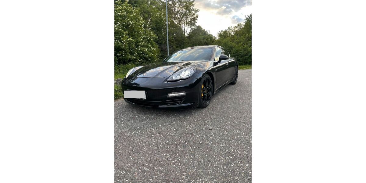 Porsche Panamera 215.000 km 19.900 &euro; Rümmingen 79595
