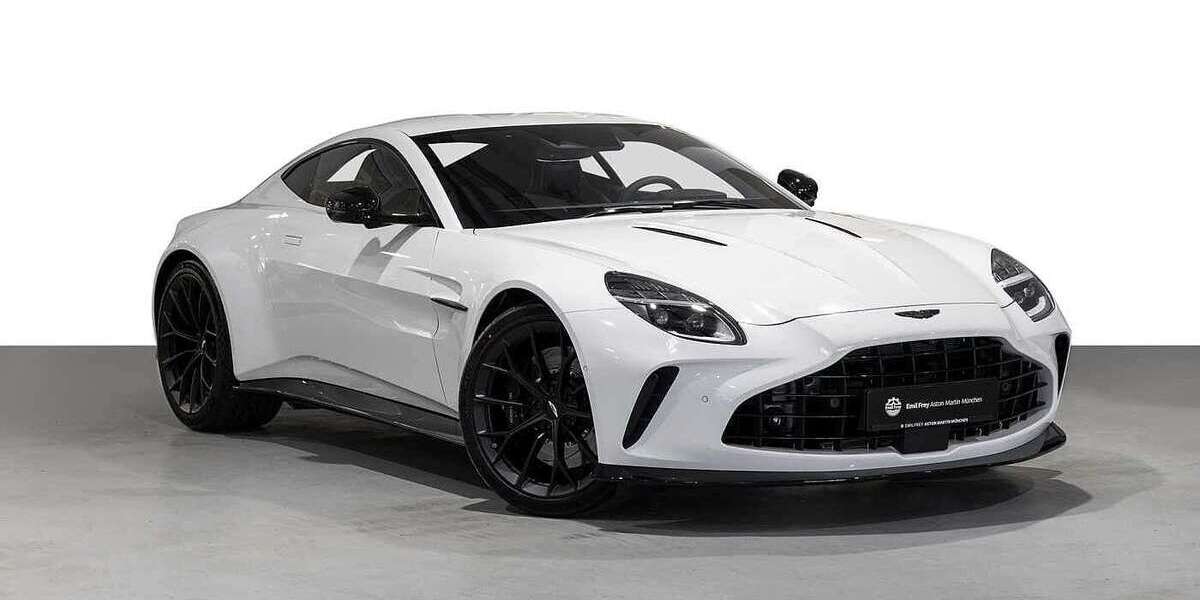 Aston Martin V8 4.500 km 198.888 &euro; München 80809