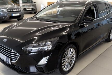 Ford Focus 49.500 km 16.990 € Landau 76829